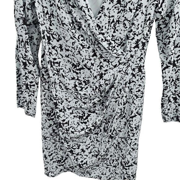 Club Monaco Wrap Dress Womens Size 2 Side Drape Mini Silk Black Blue Work Date - Picture 4 of 13